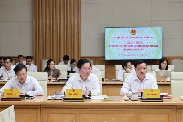 Thủ tướng: Xây dựng, phát triển con người phải đặt nền móng từ những năm đầu đời- Ảnh 8. Thủ tướng: Xây dựng, phát triển con người phải đặt nền móng từ những năm đầu đời- Ảnh 8.